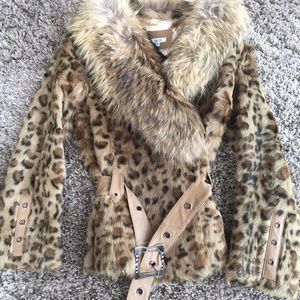Cache Leopard print sz 4, fox fur collar, lined, leather belt
